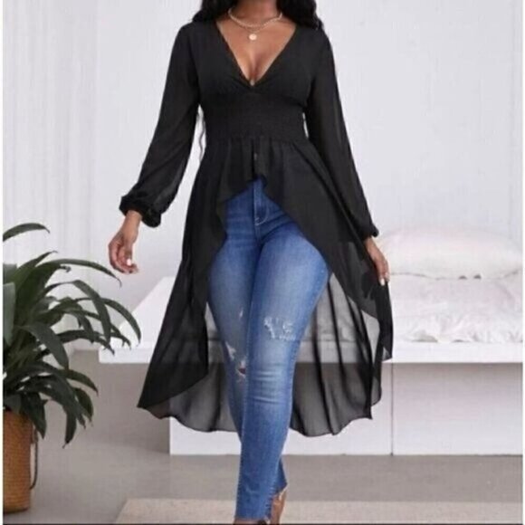 Sexy Plunging Neck Lantern Sleeve High Low Hem Top - Picture 1 of 4